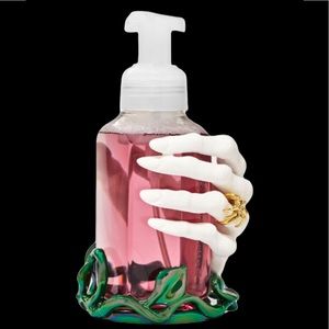 Bath & Body Works Halloween Ivy Witch Hand Foaming Soap Holder + Bonus